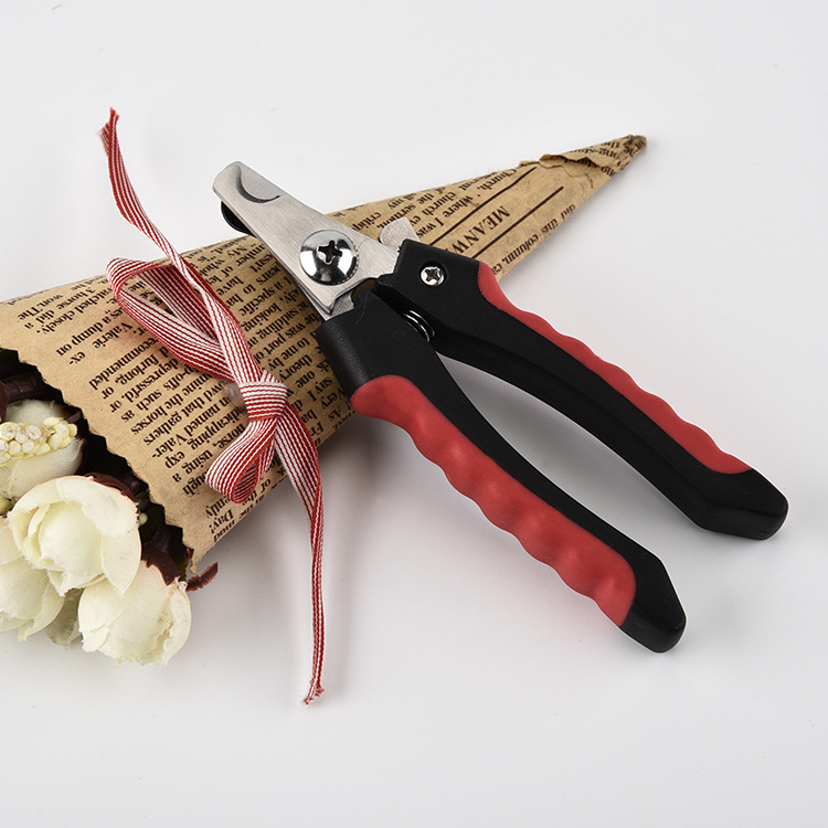 Factory Wholesale Stainless Steel Pet Nail Clipper Pet Puppy Cat Dog Nail Clippers Nail Piercing Device Small Size