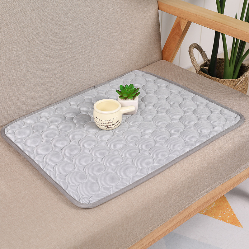 Summer Pet Pad Pet Ice Mat Dog Dog Bed Kennel Dog Bed Pet Ice Silk Mat Cat Cool Pad Pet Supplies