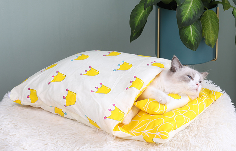 Cat Nest Cat Sleeping Bag Closed Removable and Washable Cat Bed Winter Warm Pet Bed Dog Kennel Four Seasons Universal Cat Nest Cat Sleeping Bag Closed Removable and Washable Cat Bed Winter Warm Pet Bed Dog Kennel Four Seasons Universal