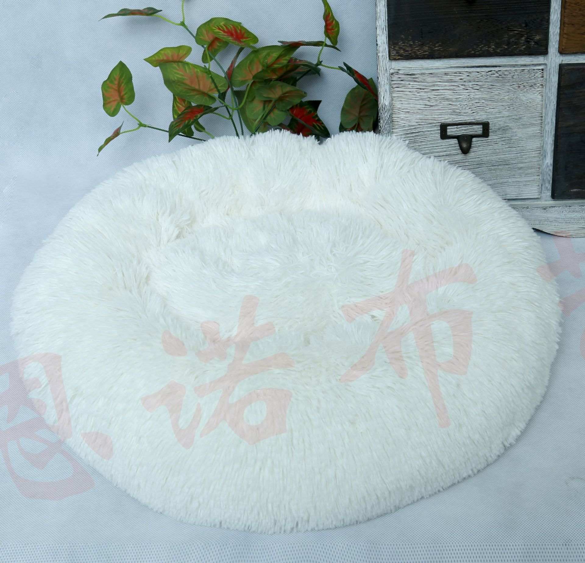 Long Velvet Kennel Cat Litter Large, Medium and Small Dog Bed round Nest Mat Four Seasons Golden Retriever Pet Supplies Long Velvet Kennel Cat Litter Large, Medium and Small Dog Bed round Nest Mat Four Seasons Golden Retriever Pet Supplies