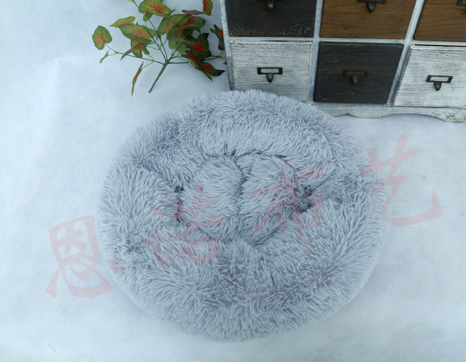 Long Velvet Kennel Cat Litter Large, Medium and Small Dog Bed round Nest Mat Four Seasons Golden Retriever Pet Supplies Long Velvet Kennel Cat Litter Large, Medium and Small Dog Bed round Nest Mat Four Seasons Golden Retriever Pet Supplies