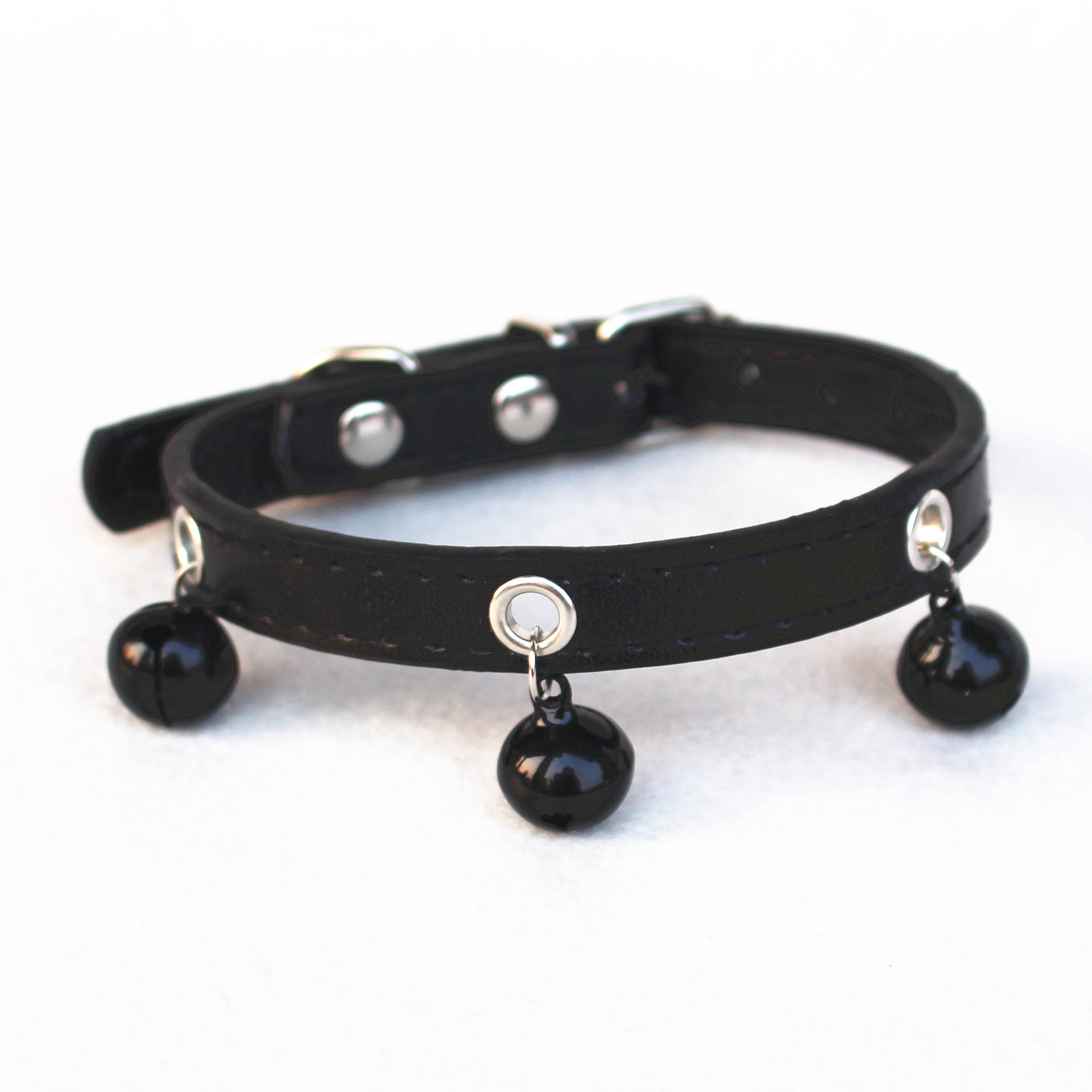 Pet Bell Collar PU Leather Paint Bell Fashion Candy Color Bite-Proof Protector Dogs and Cats Hand Holding Rope Pet Bell Collar PU Leather Paint Bell Fashion Candy Color Bite-Proof Protector Dogs and Cats Hand Holding Rope