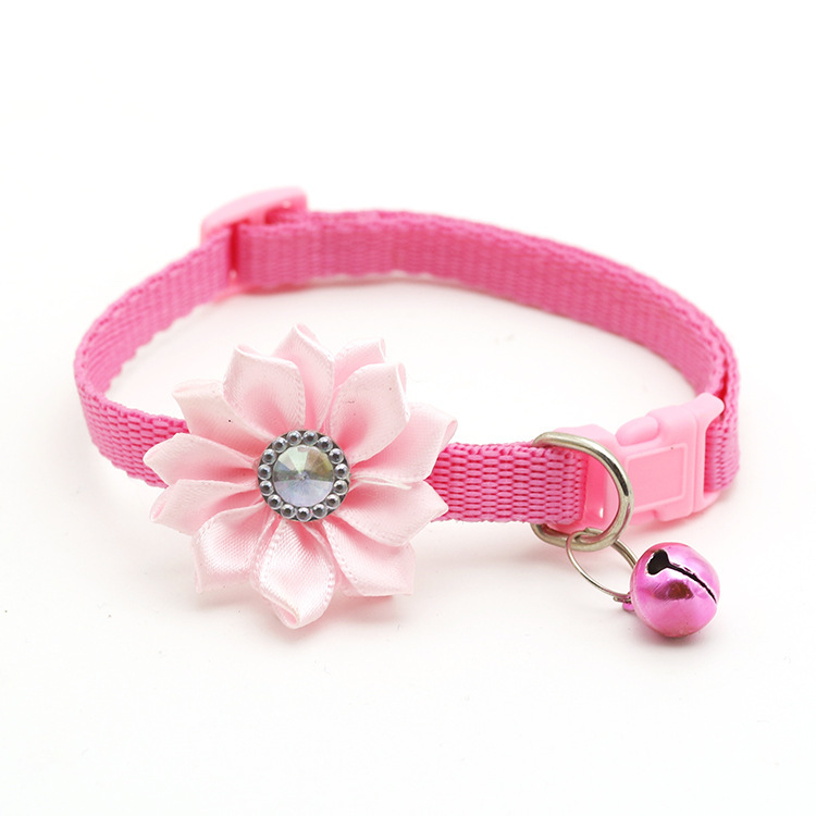 1.0 Pet Bell Flower Collar Dog Collar Cat Collar Factory-Operated Wholesale 1.0 Pet Bell Flower Collar Dog Collar Cat Collar Factory-Operated Wholesale
