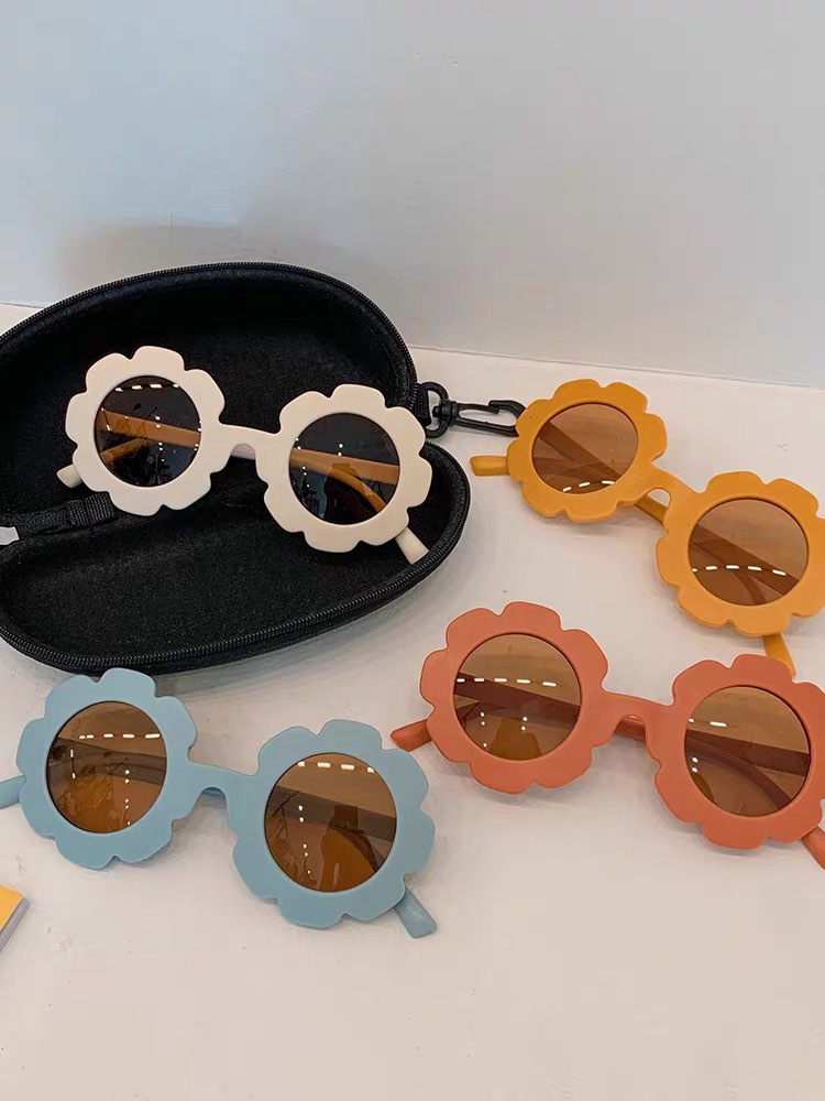 Toy Glasses Trendy Fashion Baby Sunglasses Eyes Girls and Boys Cute Cartoon Flower Toy Glasses Glasses Toy Glasses Trendy Fashion Baby Sunglasses Eyes Girls and Boys Cute Cartoon Flower Toy Glasses Glasses