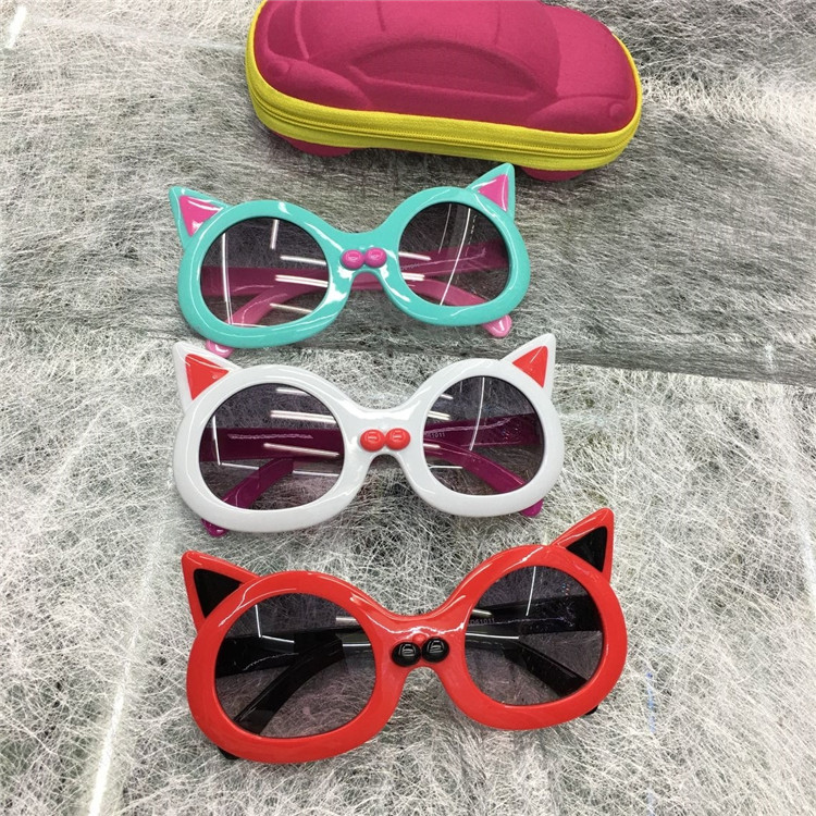 Children's sunglasses new anti-uv sunglasses for children fashionable men and women glasses baby cute toy glasses frame Children's sunglasses new anti-uv sunglasses for children fashionable men and women glasses baby cute toy glasses frame