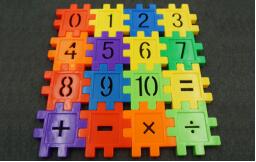 Hard plastic toy building blocks numbered square insert building blocks children&#039;s jigsaw puzzles