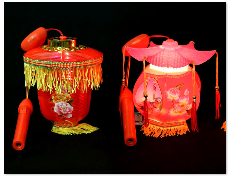 Lantern Portable Lotus Lamp Lantern Luminous GD Flash Music Children's Toy Night Market Stall Wholesale Lotus Lantern