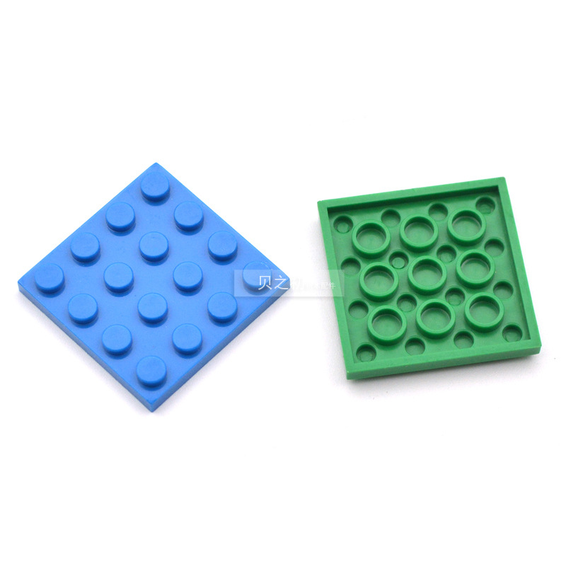 Small Particle Parts Compatible with Lego 3031 Plastic Building Blocks Base Low Brick 4X4 Hole Doll Toy Base Parts