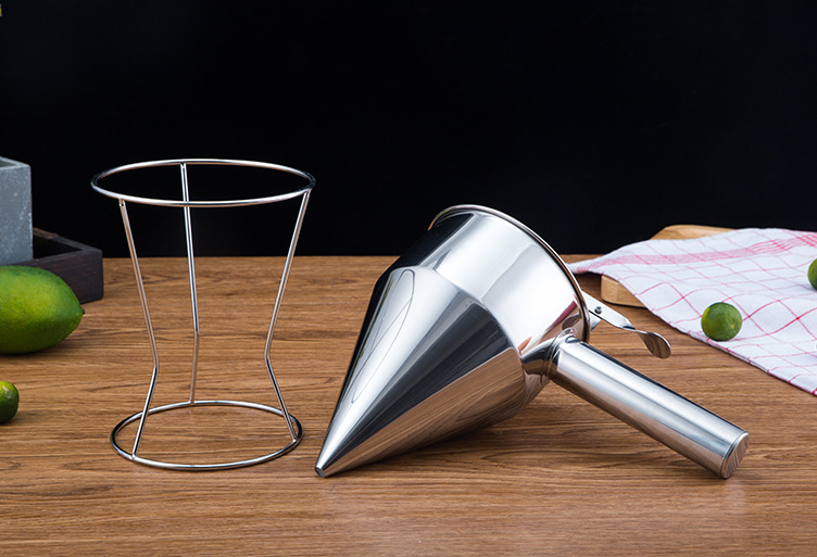 Octopus Chibi Maruko-Chan Tool Fish Ball Funnel Cone Funnel Stainless Steel Fish Ball Funnel with Shelf Wholesale Octopus Chibi Maruko-Chan Tool Fish Ball Funnel Cone Funnel Stainless Steel Fish Ball Funnel with Shelf Wholesale