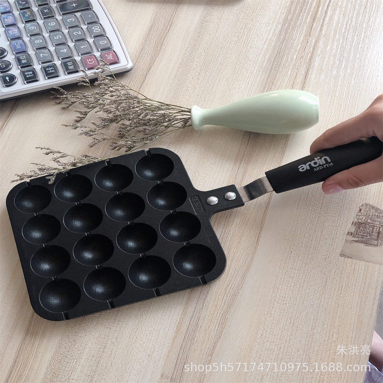 16-Hole Gas Quail Egg Baking Tray Household Quail Egg Baking Tray Octopus Chibi Maruko-Chan Roast Bird Egg 16-Hole Gas Quail Egg Baking Tray Household Quail Egg Baking Tray Octopus Chibi Maruko-Chan Roast Bird Egg