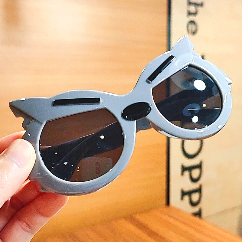 Kid's Eyewear UV-Proof Sunglasses Spider-Man Sunscreen for Boys Sunglasses Toy Glasses