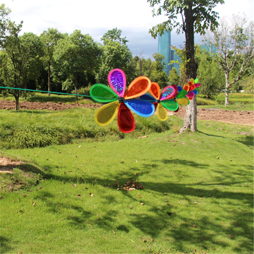 Wedding Supplies Factory Direct Kindergarten Children's Toys Plastic Windmill Decoration Outdoor Pinwheel Wedding Supplies Factory Direct Kindergarten Children's Toys Plastic Windmill Decoration Outdoor Pinwheel