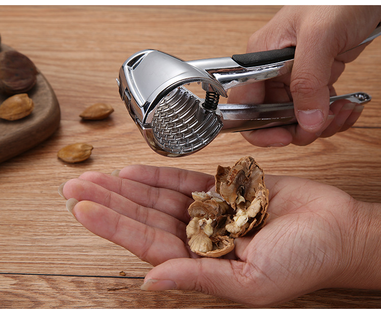 Walnut Clip Nutcracker Pecan Tool Household Multi-Functional Walnut Nut Opener Small Siberian Hazelnut Pliers Walnut Clip Nutcracker Pecan Tool Household Multi-Functional Walnut Nut Opener Small Siberian Hazelnut Pliers