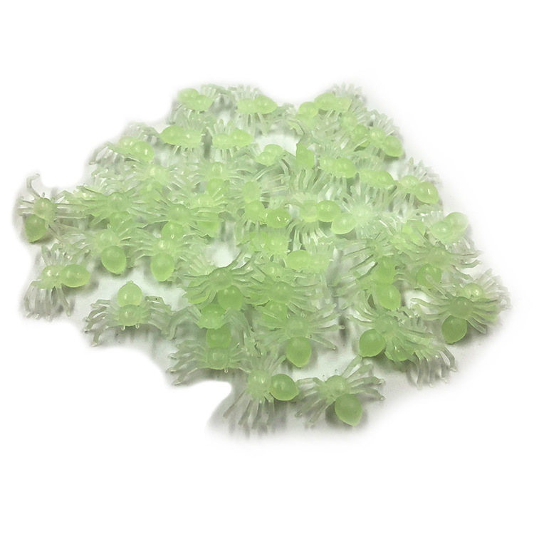 Cross-Border Hot Selling Simulation Animal Spider Fly Trick Props Fool's Day Plastic Trick Toy Factory Direct Sales Cross-Border Hot Selling Simulation Animal Spider Fly Trick Props Fool's Day Plastic Trick Toy Factory Direct Sales