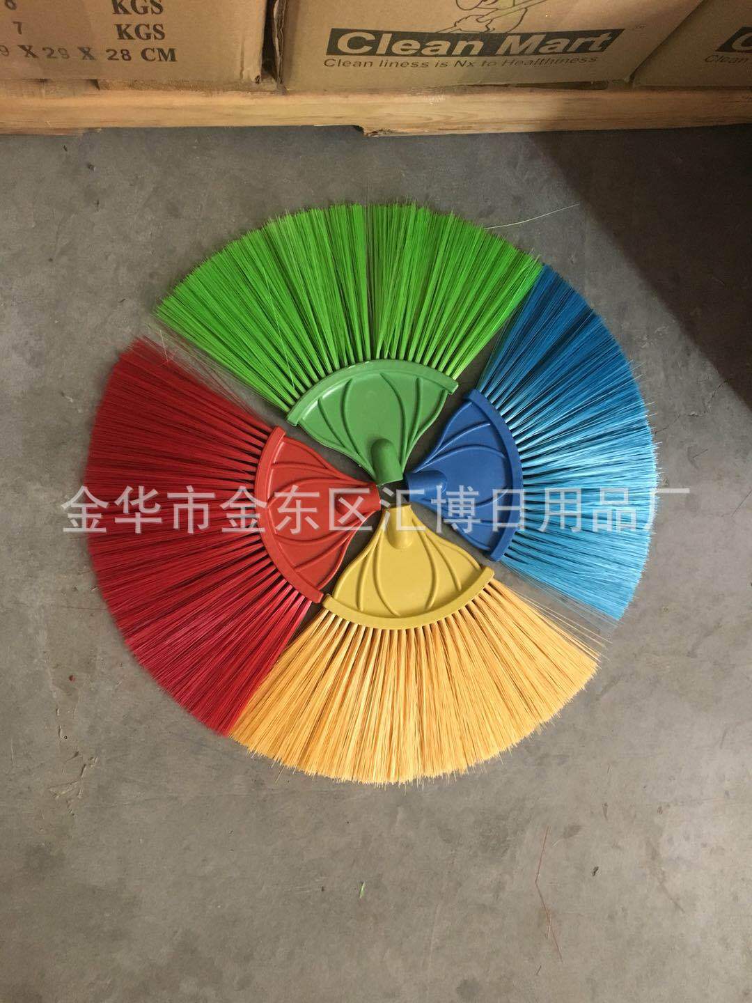 Factory Direct Sales Retractable Plastic Fan-Shaped Broom Head Dust Brush Ceiling Brush Duster Spider Web Brush