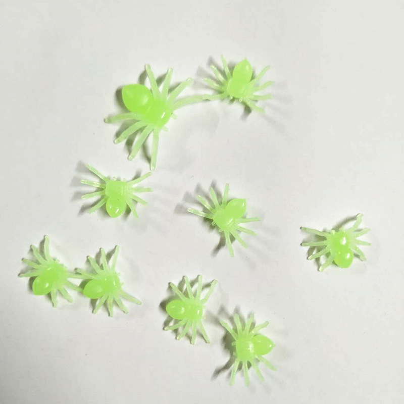 Artificial Spider Black Luminous Halloween Plastic Toy Mini Cotton Spider 3 Specifications