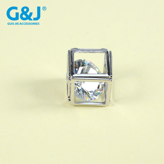 Four square cube hollow pendant crystal zircon of love magic square decoration button