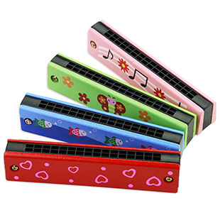 Wooden Cartoon Sand Ball Wooden Sand Hammer Auditory Training Rattle Infant Exercise Hand Holding Musical Instrument Toy Hot Sale