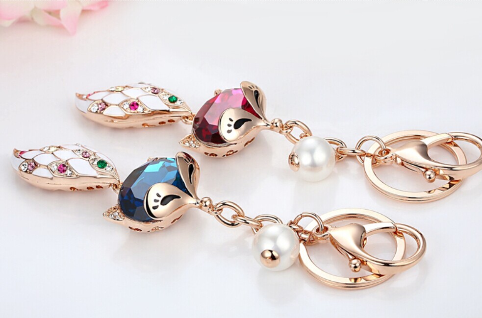 The new Fox diamond key Koudian drill key buckle alloy car hanging bag