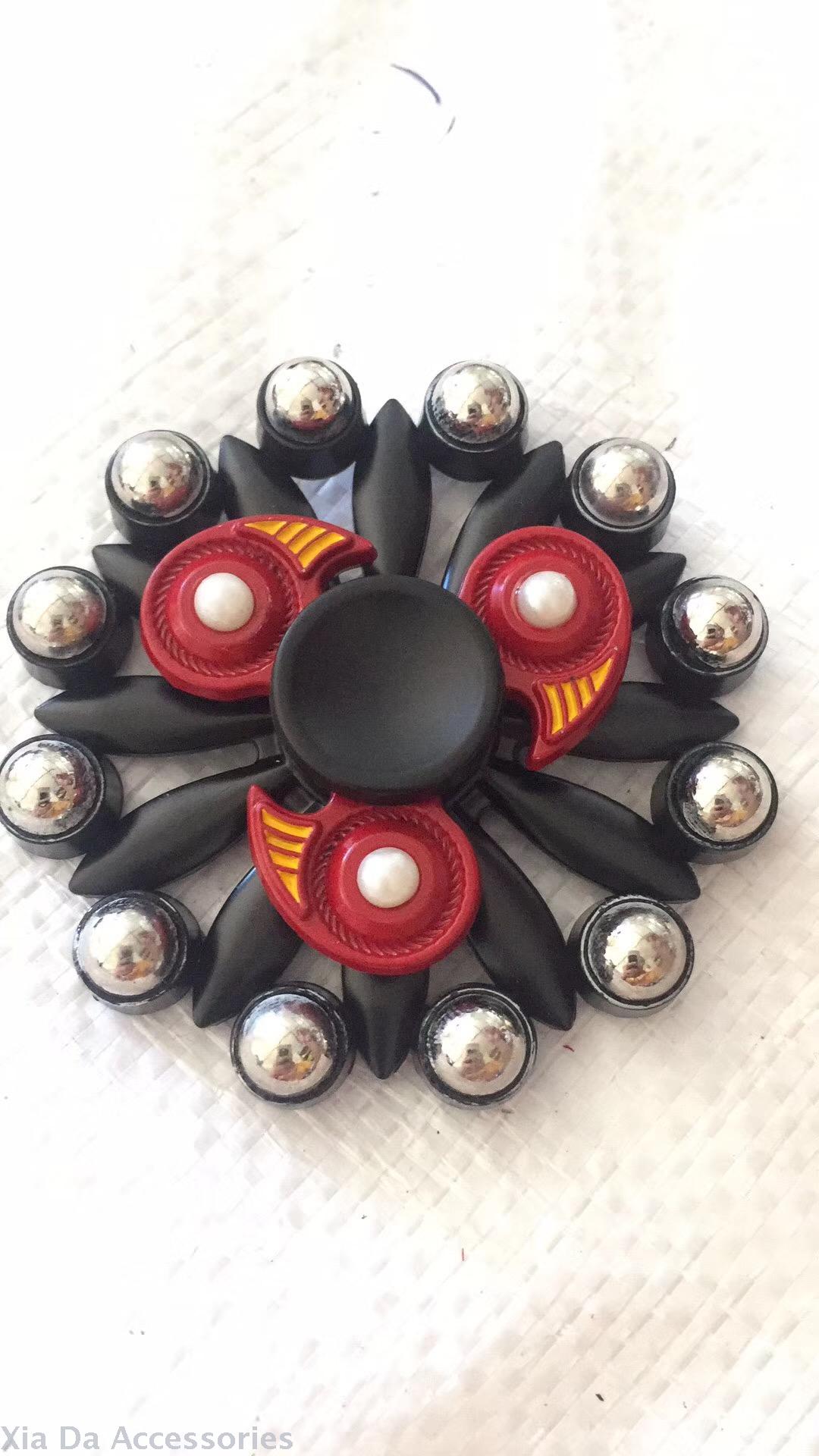 Hand spinner fingertip Gyro Zinc alloy Gyro 2-8 yuan Hand spinner fingertip Gyro Zinc alloy Gyro 2-8 yuan