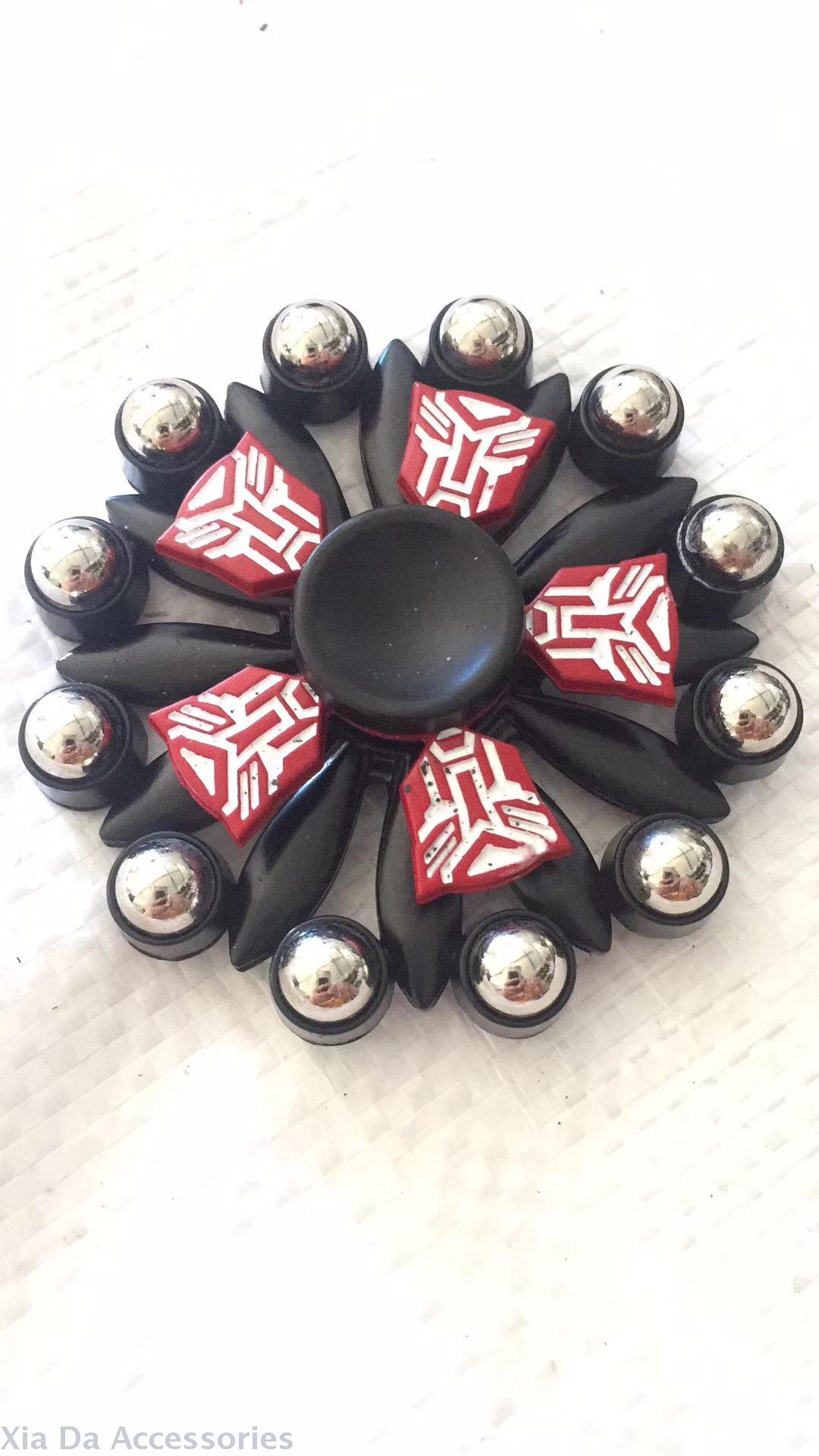 Hand spinner fingertip Gyro Zinc alloy Gyro 2-8 yuan Hand spinner fingertip Gyro Zinc alloy Gyro 2-8 yuan