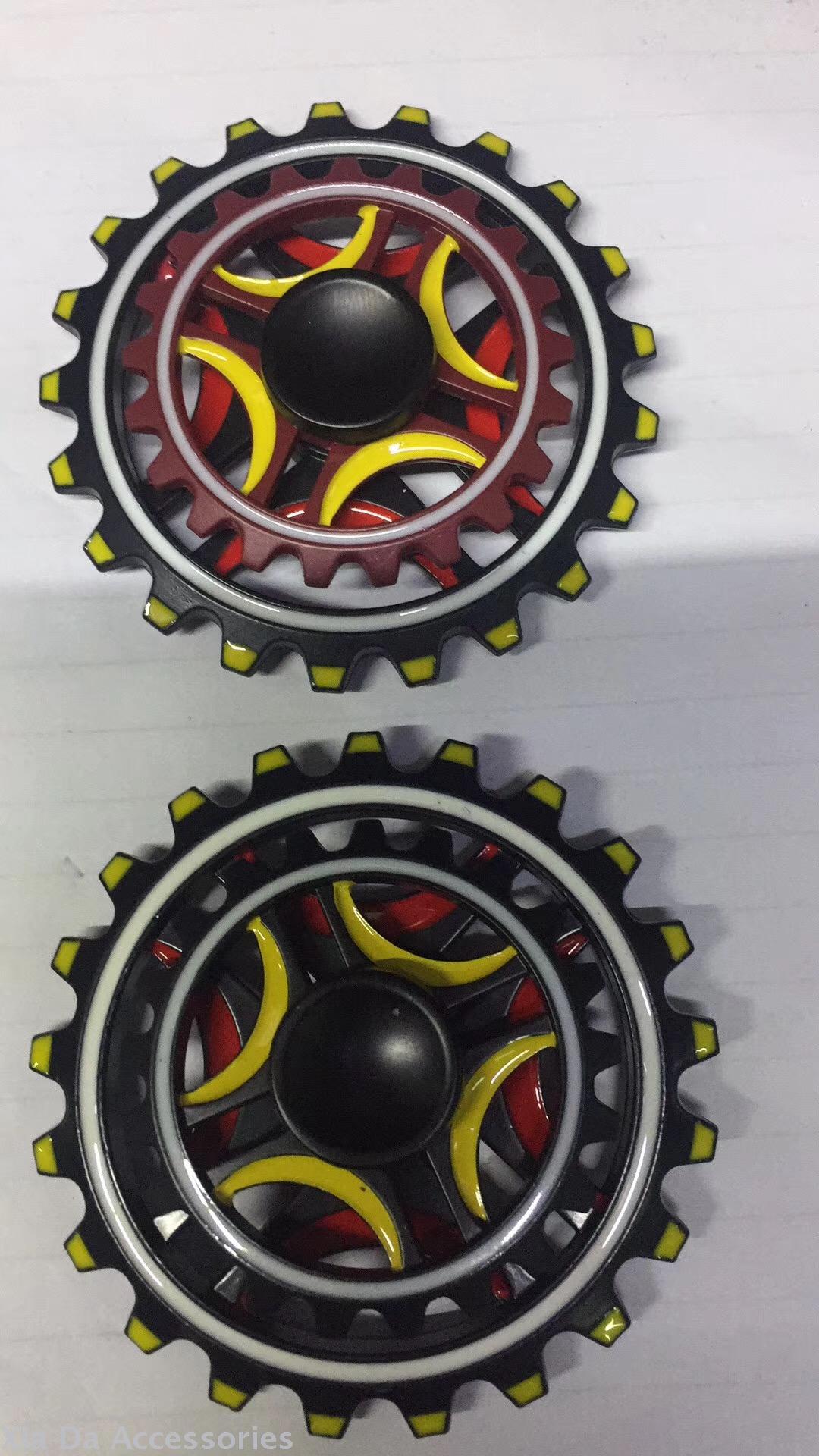 Hand spinner fingertip Gyro Zinc alloy Gyro 2-8 yuan Hand spinner fingertip Gyro Zinc alloy Gyro 2-8 yuan