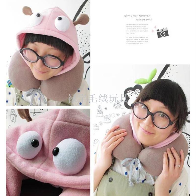 Creative Cute Funny World Cup soccer team hooded U-pillow neck pillow pillow pillow Creative Cute Funny World Cup soccer team hooded U-pillow neck pillow pillow pillow