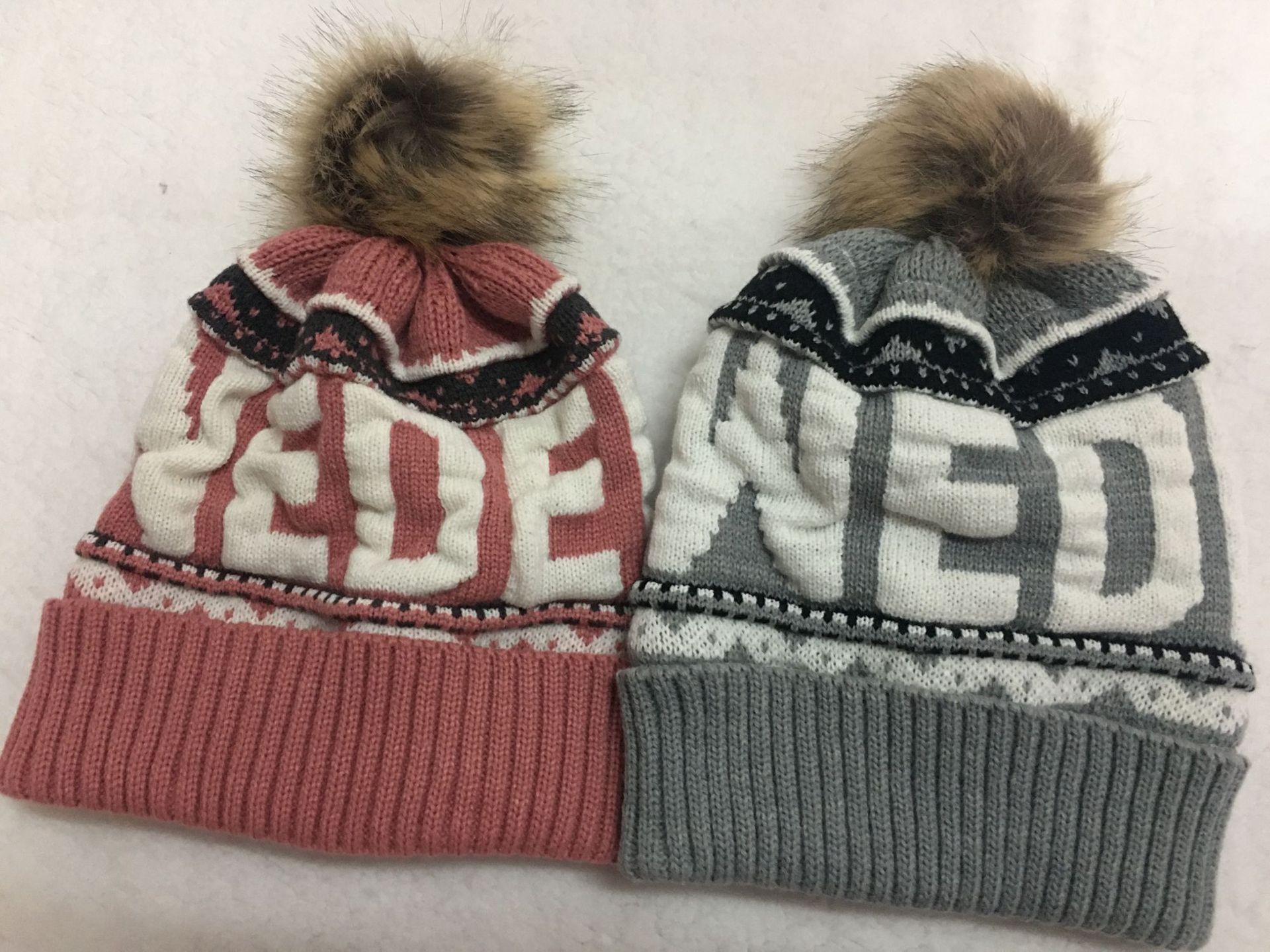 Winter European American Style Knitted Letter Jacquard Warm Women's Hat Plush Lining Big Fur Ball Men's Section-Dye String Hat Winter European American Style Knitted Letter Jacquard Warm Women's Hat Plush Lining Big Fur Ball Men's Section-Dye String Hat