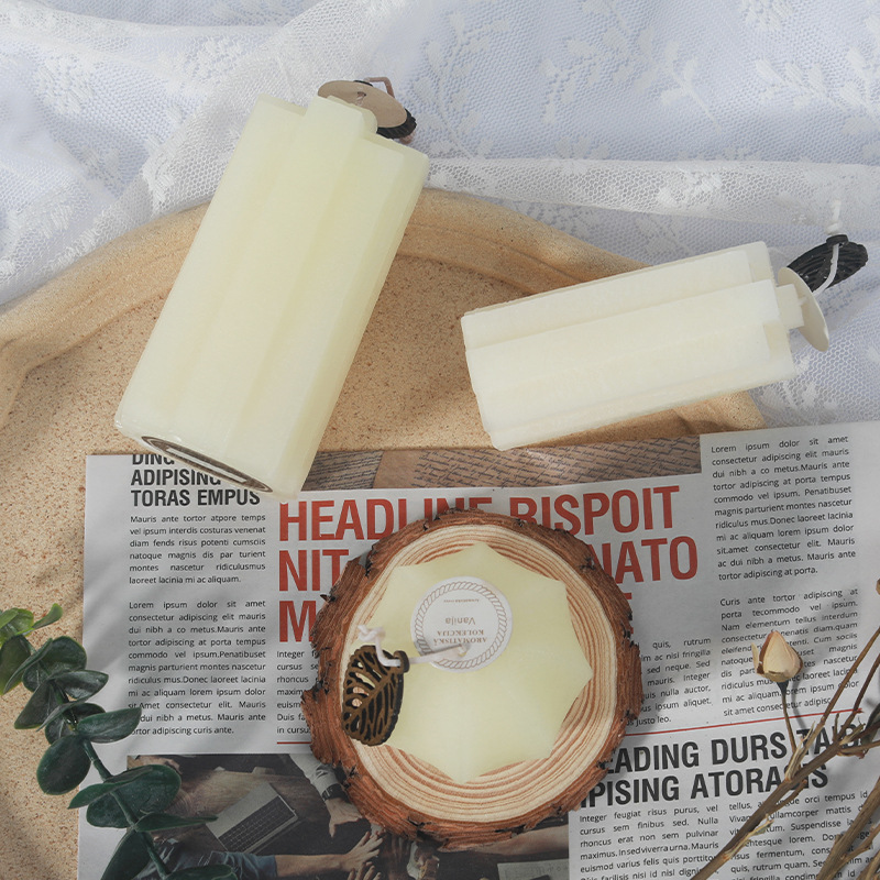ROMANTIC TIMES Aromatherapy Candle Soothing the Nerves and Helping Sleep Incense Household Romantic Fragrance Purifying Air Large Fragrance