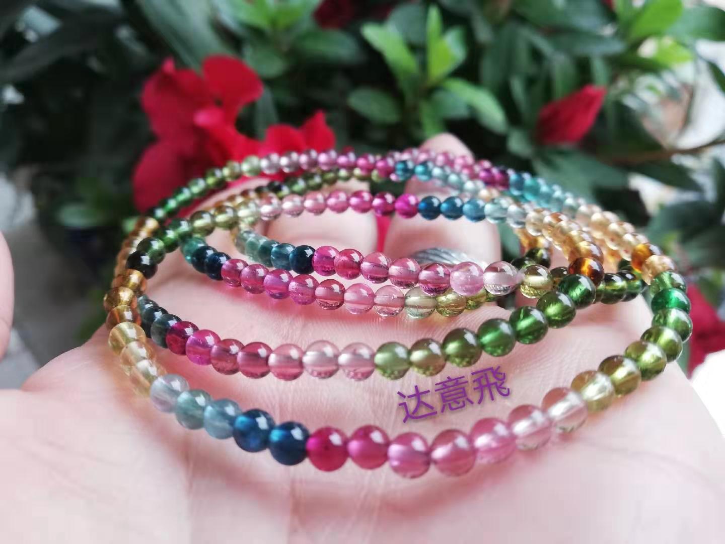 Agate Moonlight Strawberry Blonde Green Phantom Quartz over Seven Red Crystal Aurora Garnet Bracelet for Women