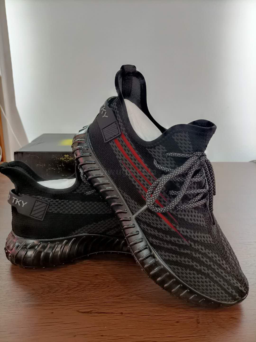 The new south Korean version of The summer 2020 trend goes with men&#039;s sports breathable blonde tide shoes