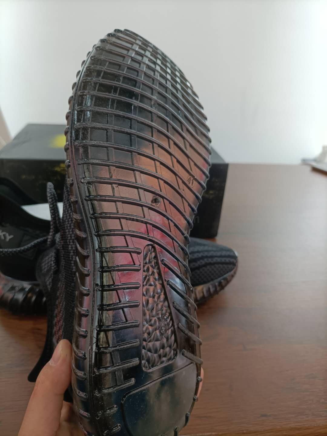 The new south Korean version of The summer 2020 trend goes with men's sports breathable blonde tide shoes The new south Korean version of The summer 2020 trend goes with men's sports breathable blonde tide shoes