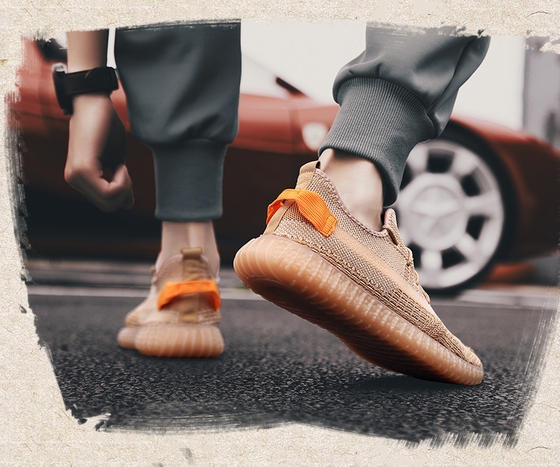 2020 hot style archaeological yellow blonde shoes for men breathable fly knit sports shoes summer shoes for men