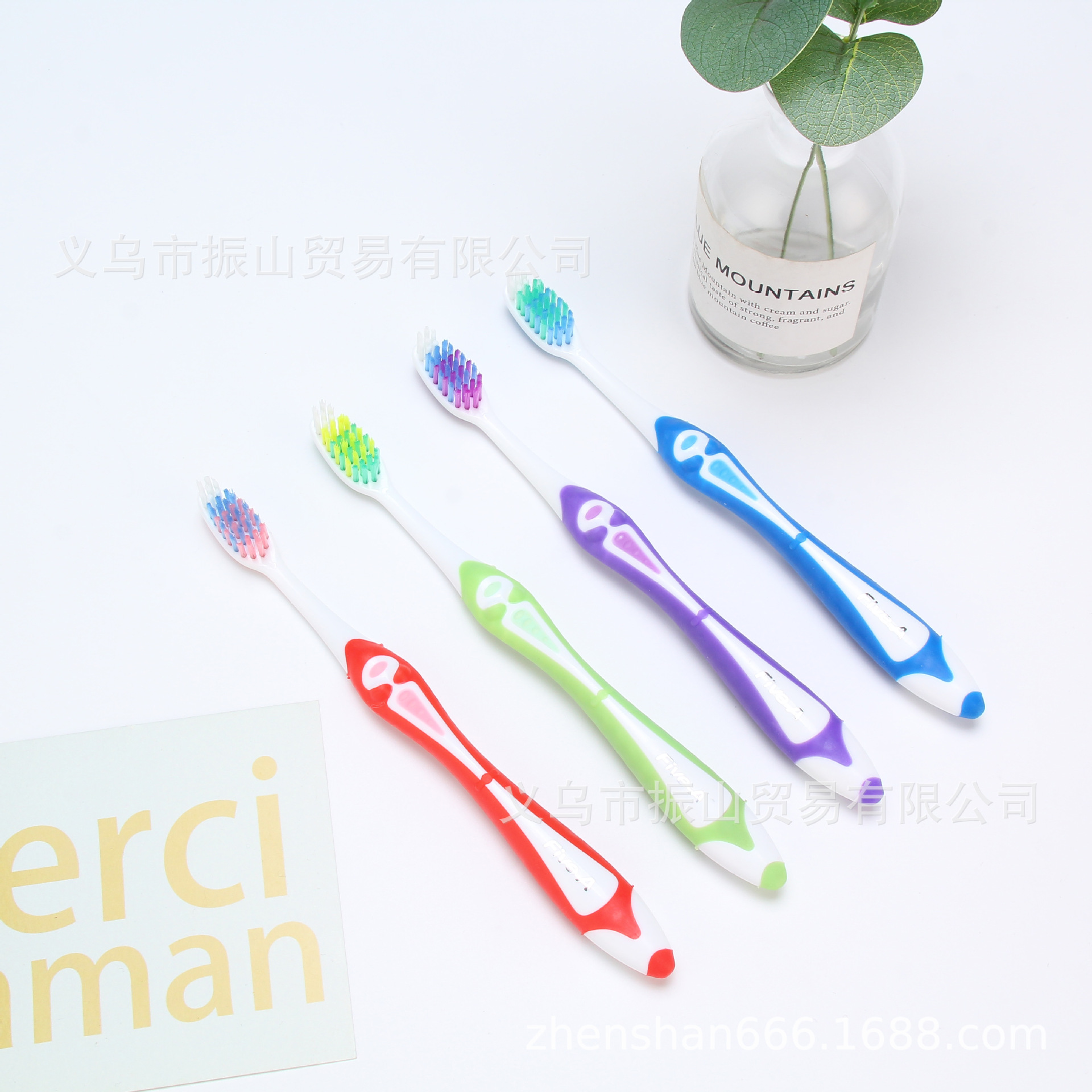 Fa538 Rubber Non-Slip Charming Body Art Modeling Toothbrush Handle Wave Medium Hair Toothbrush
