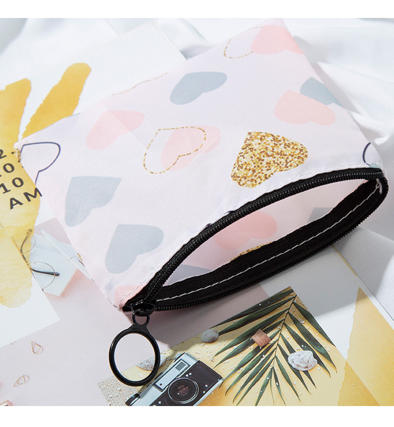 New Products in Stock Portable Printed Coin Purse Cute Cartoon Mini Fabric Small Cosmetic Bag Phone Card Bag Customization