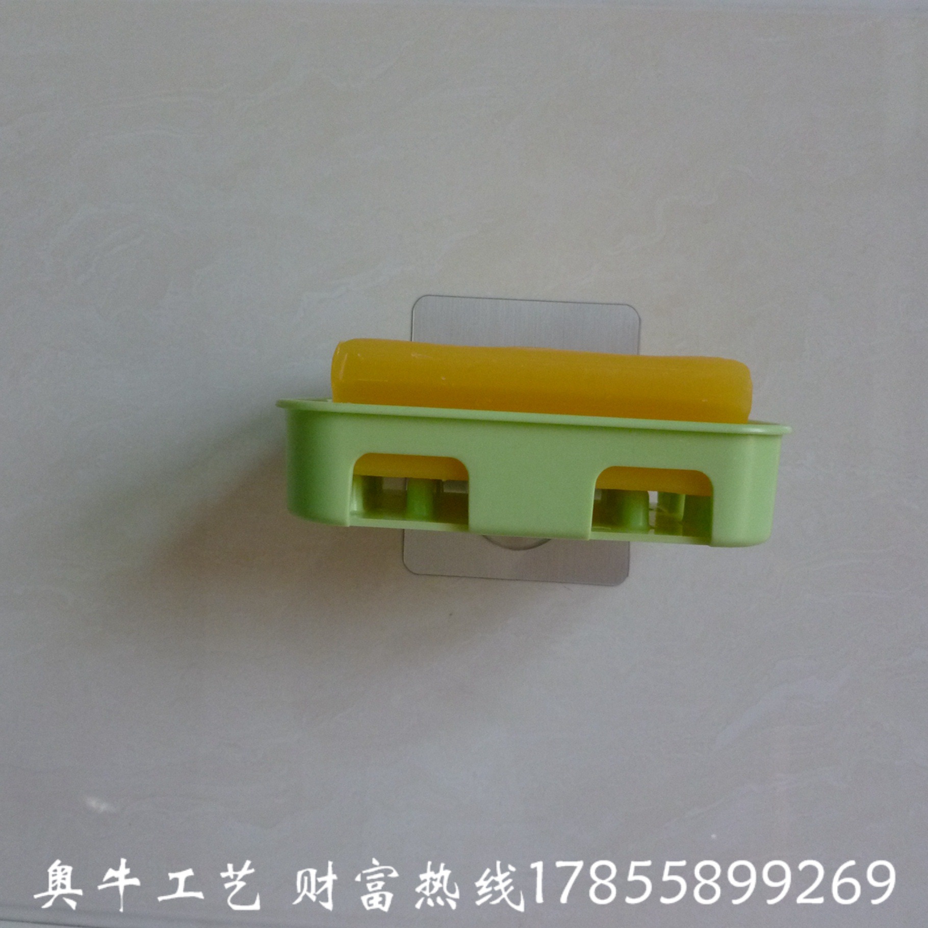 Non-perforated non-trace soap box A creative magic paste non-trace soap box nano wire-drawing ash strong paste soap box Non-perforated non-trace soap box A creative magic paste non-trace soap box nano wire-drawing ash strong paste soap box