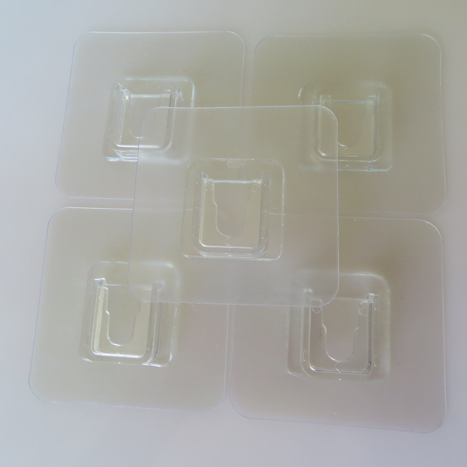 7cm Transparent Buckle Accessories Seamless U-Type Buckle Basket Towel Rack Soap Box Universal Accessories Quantity Discounts 7cm Transparent Buckle Accessories Seamless U-Type Buckle Basket Towel Rack Soap Box Universal Accessories Quantity Discounts