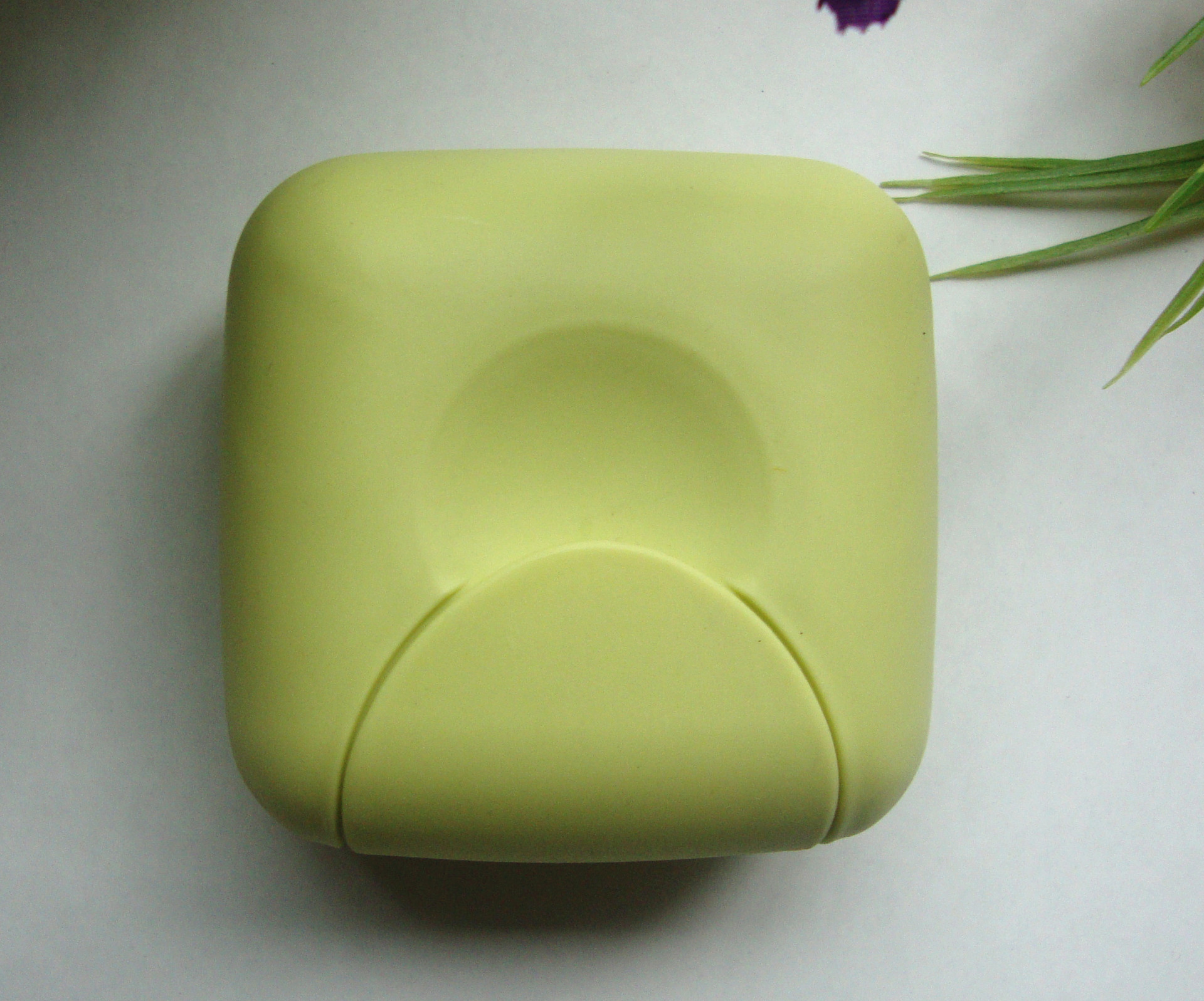 Factory Wholesale Plastic Soap Dish Portable Travel Seal Transparent Small Drain with Cover Plastic Soap Box Factory Wholesale Plastic Soap Dish Portable Travel Seal Transparent Small Drain with Cover Plastic Soap Box