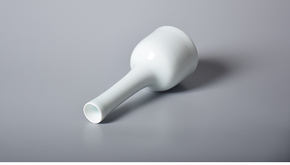 Hutian Misty Blue Bell-Shaped Vase Minimalist Chinese Style Ceramic Small Vase Home Table Hydroponic Flower Flower Decoration Generation Hutian Misty Blue Bell-Shaped Vase Minimalist Chinese Style Ceramic Small Vase Home Table Hydroponic Flower Flower Decoration Generation