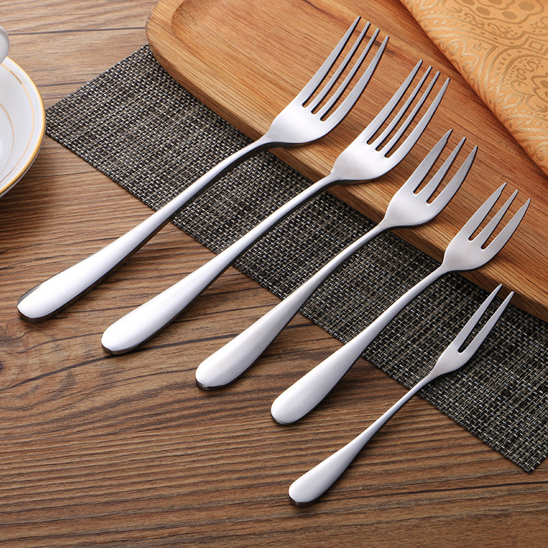 Knives and forks thickened stainless steel steak knife and fork dinnerspoon dinnerfork pointed spoon, round spoon, knife and fork steak