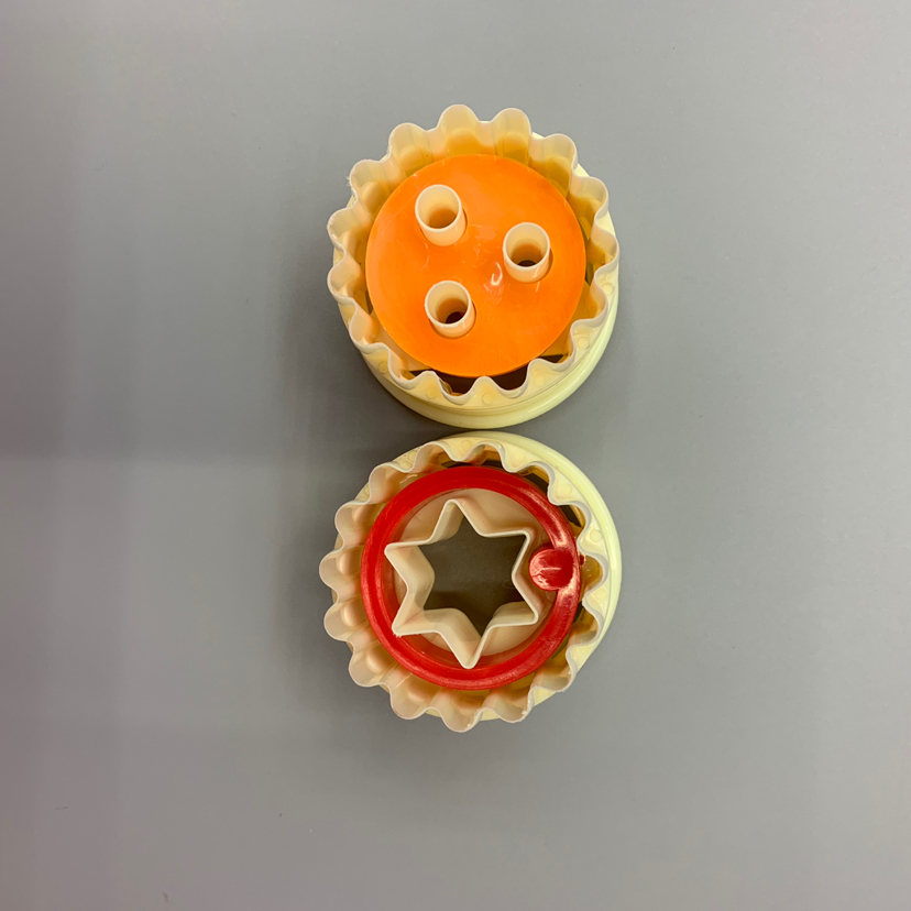 Plastic Biscuit Mold Printing Tool Smiling Face Biscuit Mold Cookie Cake Mold Plastic Biscuit Mold Printing Tool Smiling Face Biscuit Mold Cookie Cake Mold