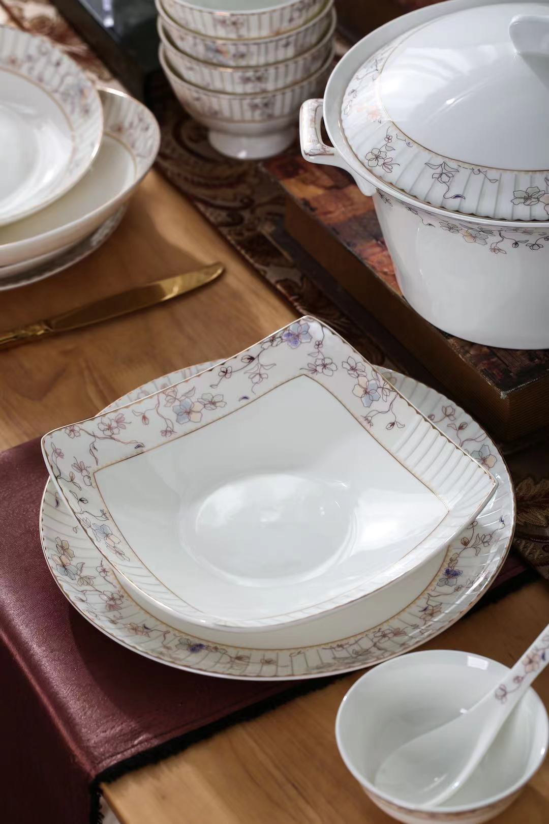 Tableware Gift Set Baking Tray Ceramic Bowl Rice Bowl Rice Bowl Ceramic Promotion Gift Bowl Jingdezhen Ceramic