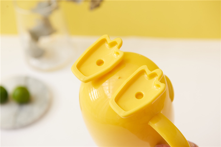 Household Small Yellow Duck Children's Tableware Set Cute Cartoon Grid Drop-Resistant Plate Spork Combination Household Small Yellow Duck Children's Tableware Set Cute Cartoon Grid Drop-Resistant Plate Spork Combination
