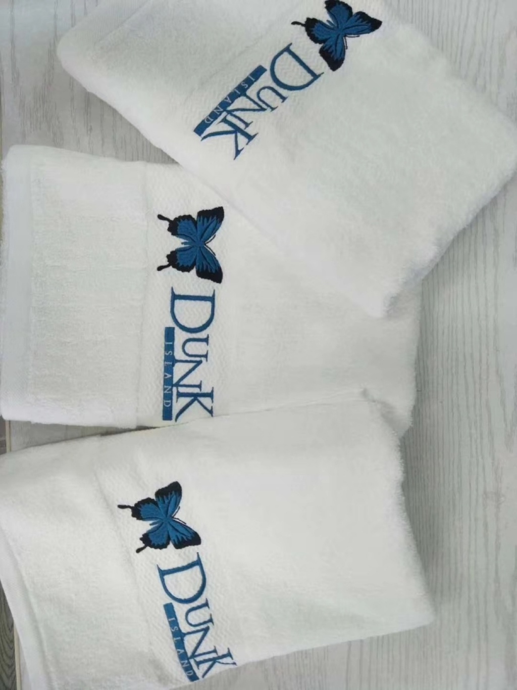 Zhongyue Textile Factory Direct Customized Cotton Hotel Bath Towel Jacquard Or Embroidered Logo over Absorbent Soft Zhongyue Textile Factory Direct Customized Cotton Hotel Bath Towel Jacquard Or Embroidered Logo over Absorbent Soft