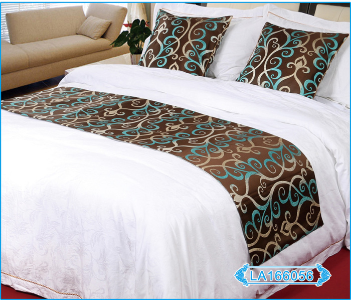 Luxury five star hotel hotel bed linen bed cover bed flag scarf