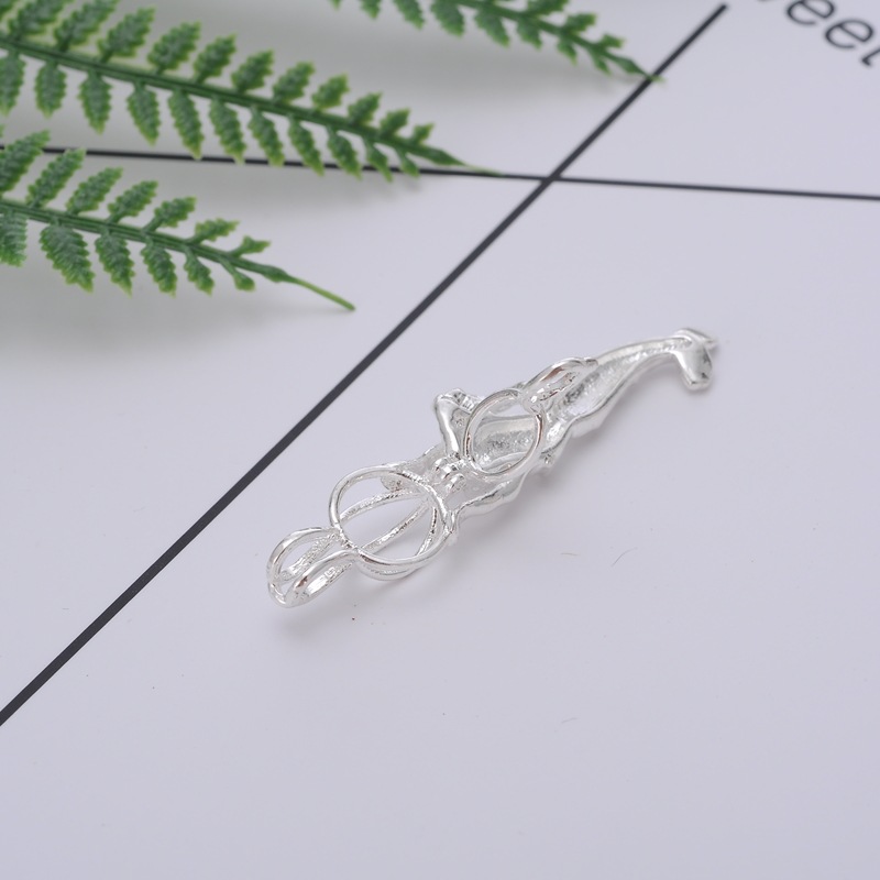 Oyster pearl harp ball essence oil bottle holconserved mermaid magic box aroma-phase box sweater necklace pendant collarbone chain