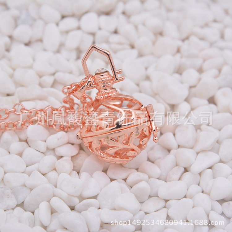 Oyster pearl harp ball essence oil bottle holconserved mermaid magic box aroma-phase box sweater necklace pendant collarbone chain