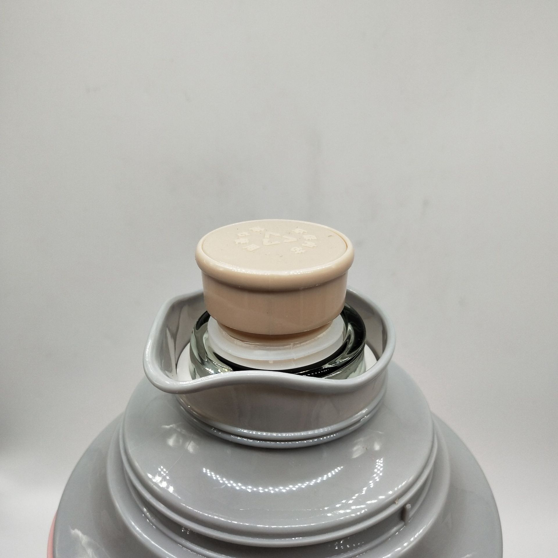 8811 Household Thermo Thermal Pot with Lid Hot Water Bottle with Handle Household Special Thermo Factory Wholesale 8811 Household Thermo Thermal Pot with Lid Hot Water Bottle with Handle Household Special Thermo Factory Wholesale