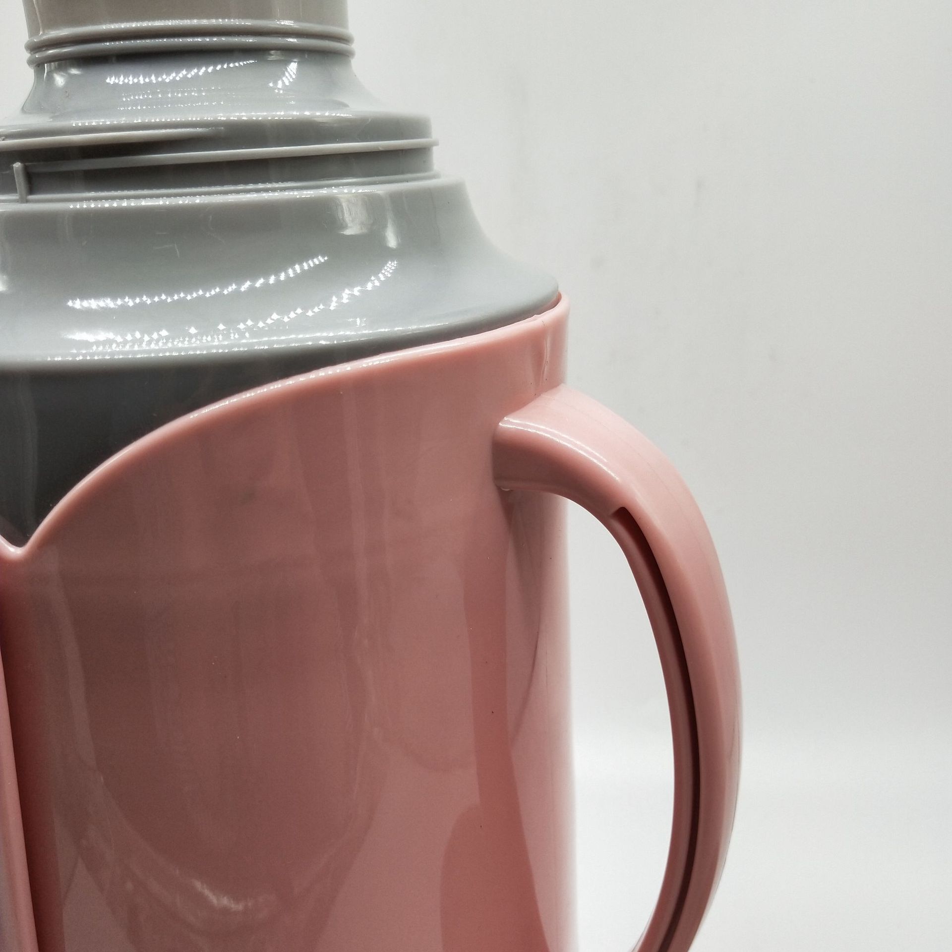 8811 Household Thermo Thermal Pot with Lid Hot Water Bottle with Handle Household Special Thermo Factory Wholesale 8811 Household Thermo Thermal Pot with Lid Hot Water Bottle with Handle Household Special Thermo Factory Wholesale