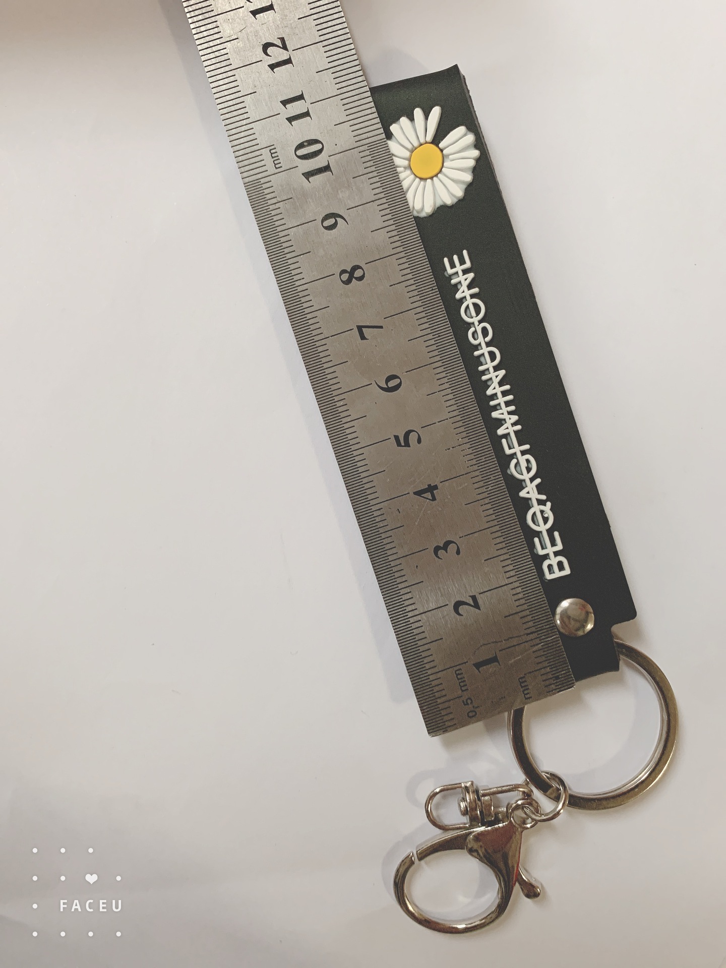 Popular G-Dragon Same Style Little Daisy Key Lanyard Keychain Accessories Card Bag Pendant Small Gift Ornaments